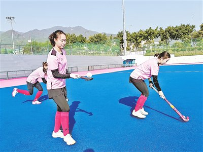 bet365下载-成为冬训首选地|曲棍球|云浮日报|吉林|吉林女子曲棍球队|女子曲棍球_新浪体育_新浪新闻