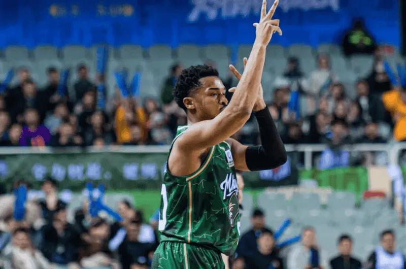 bet365-同曦狂胜深圳!新小外盘活全队,郭昊文全能输出,双核驱动是真爽